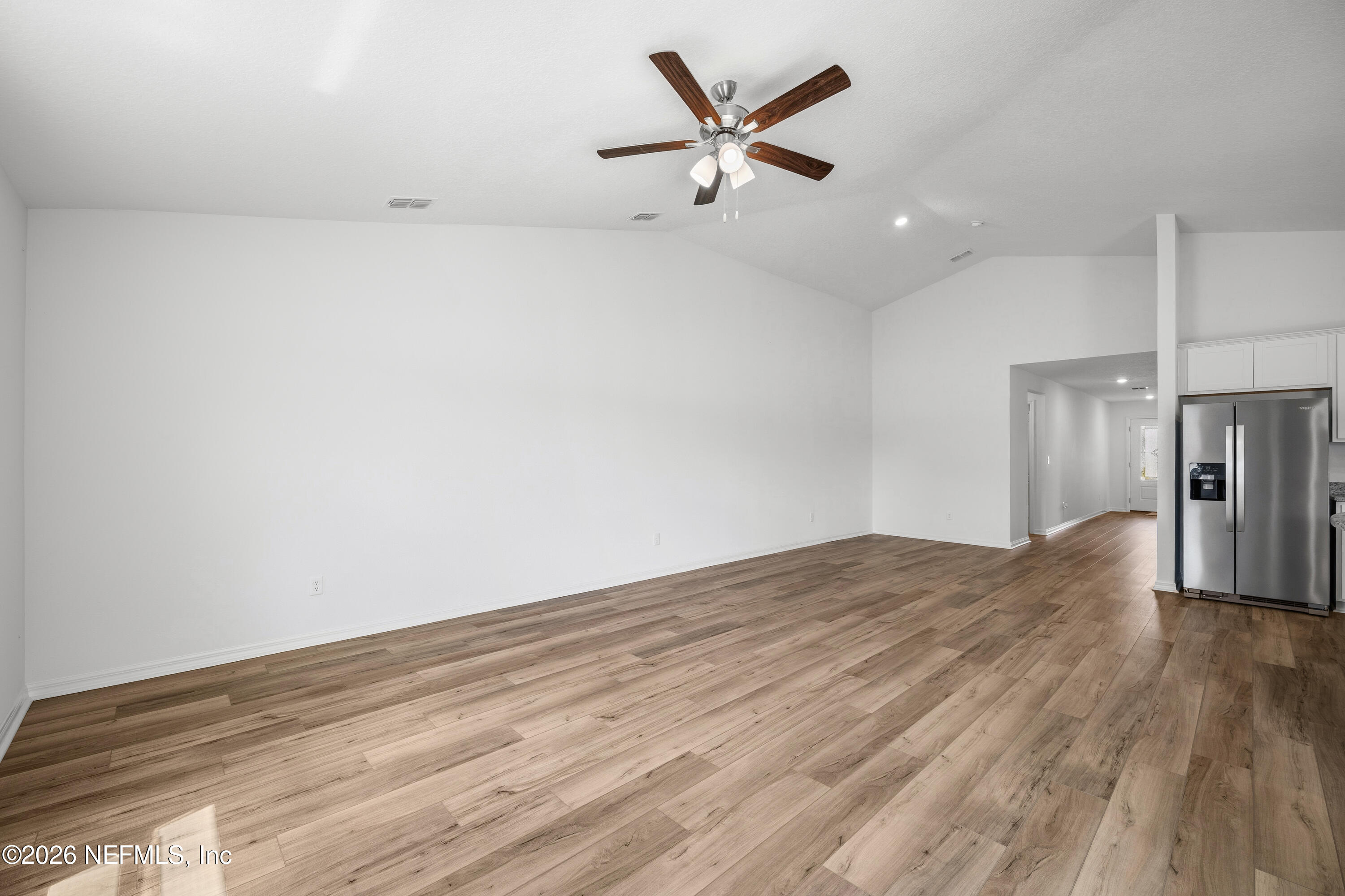 6918 Myrtle Oak Road Jacksonville, FL 32219 - Photo 32 of 49 28 Living Room