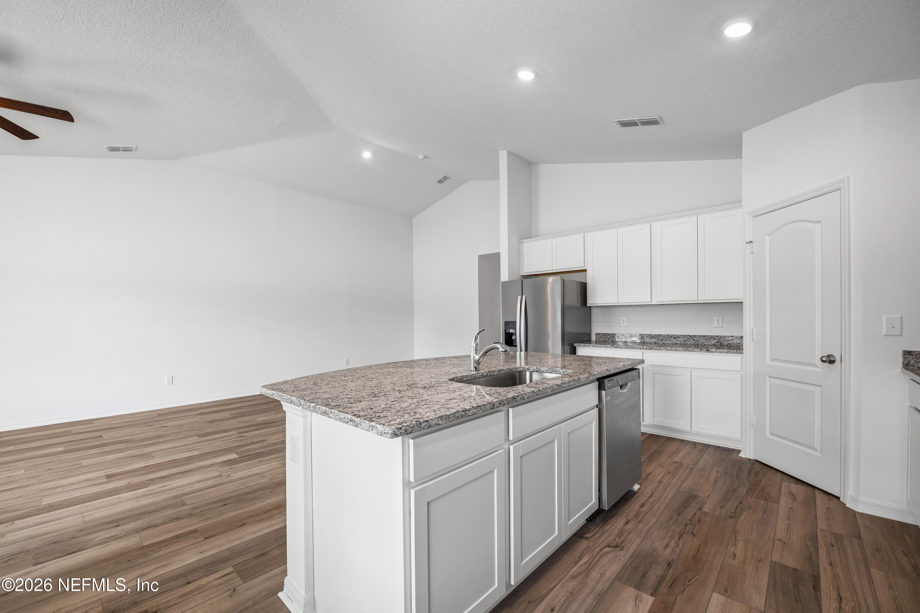 6918 Myrtle Oak Road Jacksonville, FL 32219 - Photo 34 of 49 30 Kitchen
