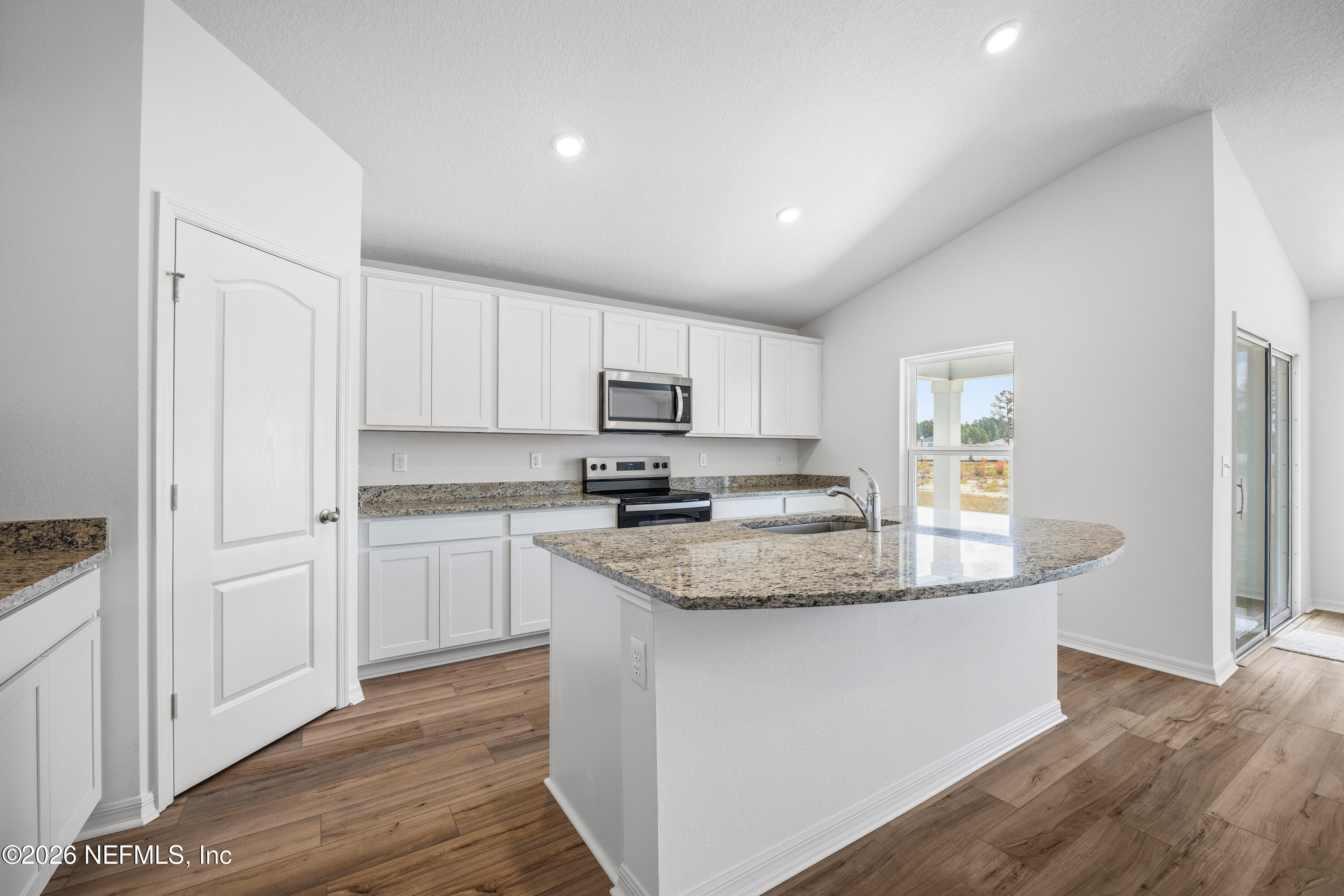 6918 Myrtle Oak Road Jacksonville, FL 32219 - Photo 36 of 49 32 Kitchen