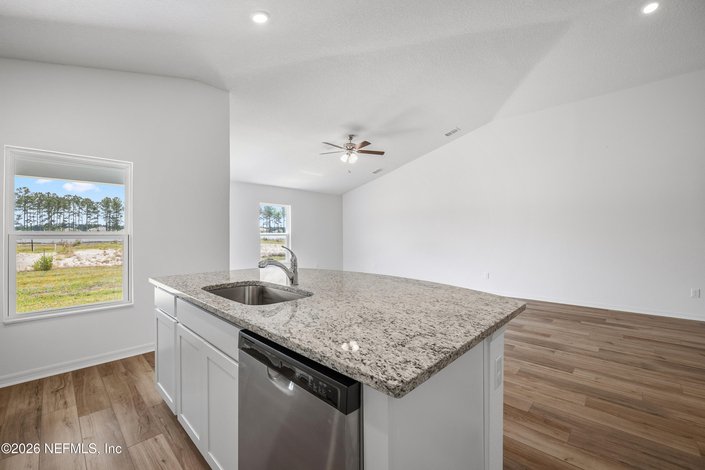 6918 Myrtle Oak Road Jacksonville, FL 32219 - Photo 8 of 49 04 Kitchen