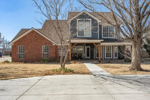 $389,001 | 601 Martin Avenue, Groom, TX 79039