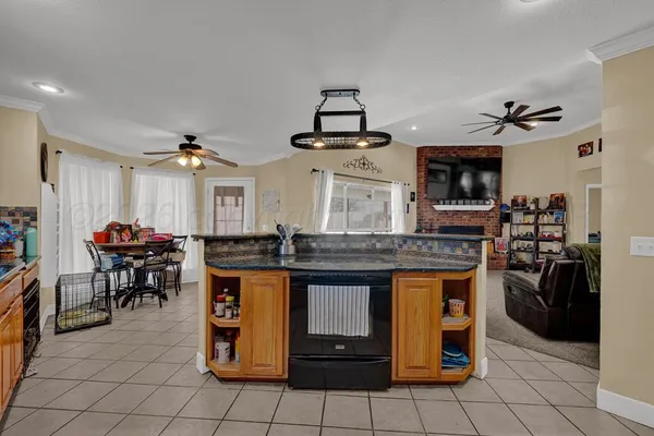 $389,001 | 601 Martin Avenue, Groom, TX 79039