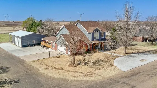 $389,001 | 601 Martin Avenue, Groom, TX 79039