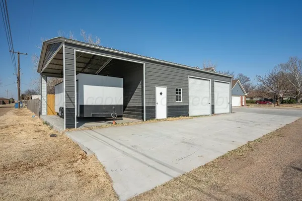 $389,001 | 601 Martin Avenue, Groom, TX 79039