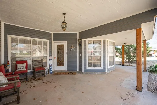 $389,001 | 601 Martin Avenue, Groom, TX 79039