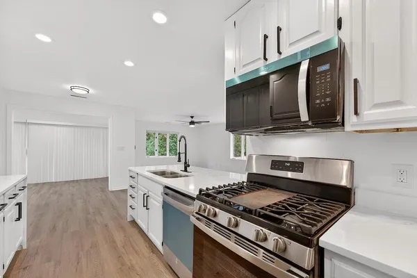 $399,000 | 7419 West Mequon Square Drive, Mequon, WI 53092