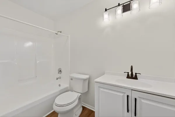 $399,000 | 7419 West Mequon Square Drive, Mequon, WI 53092