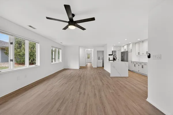 $399,000 | 7419 West Mequon Square Drive, Mequon, WI 53092