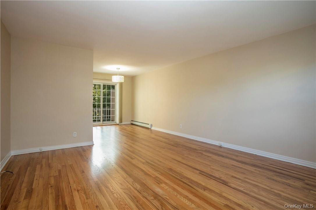 8 Elkan Road Larchmont, NY 10538 - Photo 5 of 21