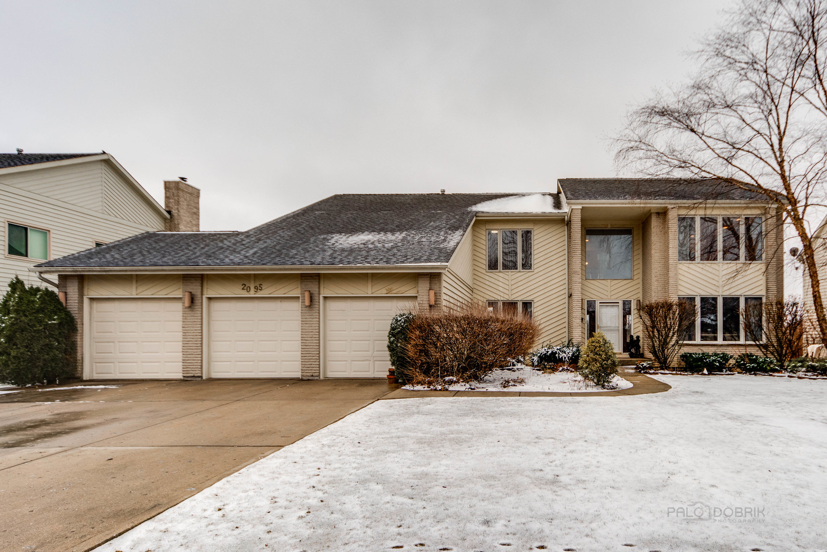 2095 Sheridan Road Buffalo Grove, IL 60089 - Photo 1 of 35
