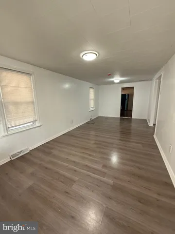 $1,950 | 15 Deming Avenue, Penns Grove, NJ 08069