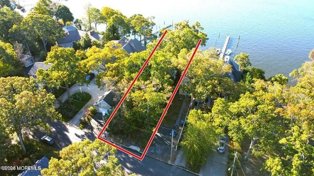 $1,550,000 | 130 East Camp Walk, Island Heights, NJ 08732