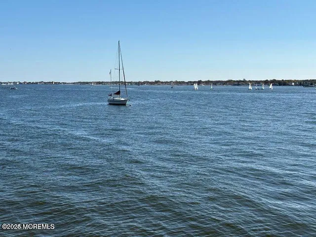 $1,550,000 | 130 East Camp Walk, Island Heights, NJ 08732