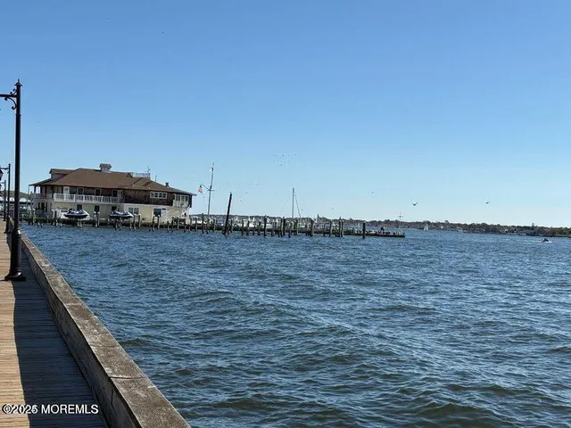 $1,550,000 | 130 East Camp Walk, Island Heights, NJ 08732