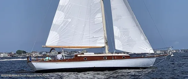 $1,550,000 | 130 East Camp Walk, Island Heights, NJ 08732