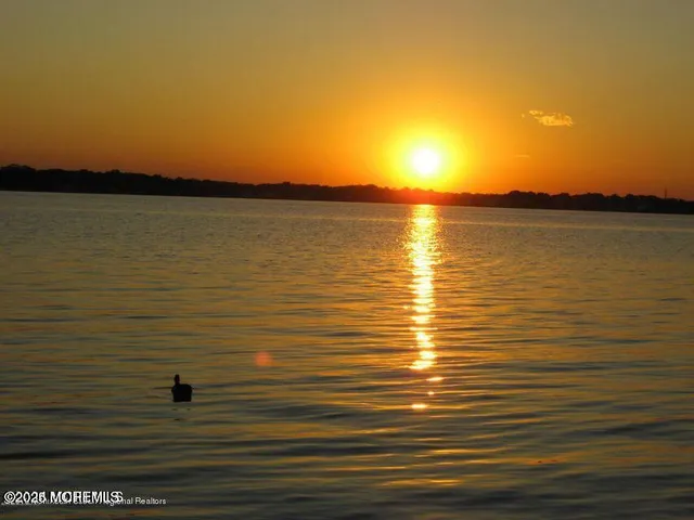 $1,550,000 | 130 East Camp Walk, Island Heights, NJ 08732