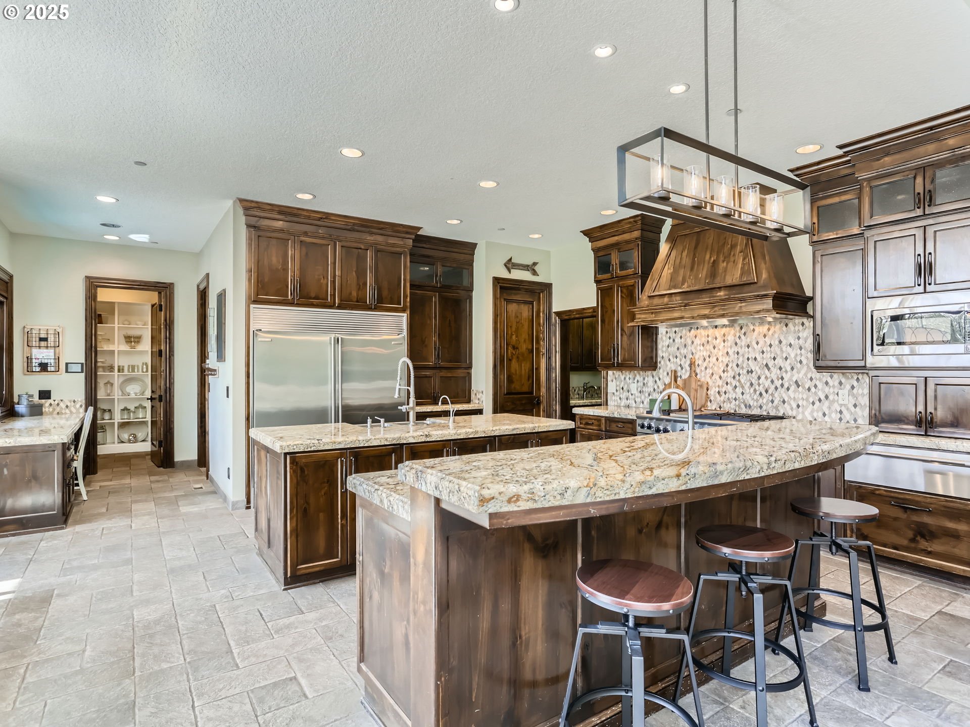 3140 Southwest Childs Road Lake Oswego, OR 97034 - Photo 17 of 48 Gallery Image 17