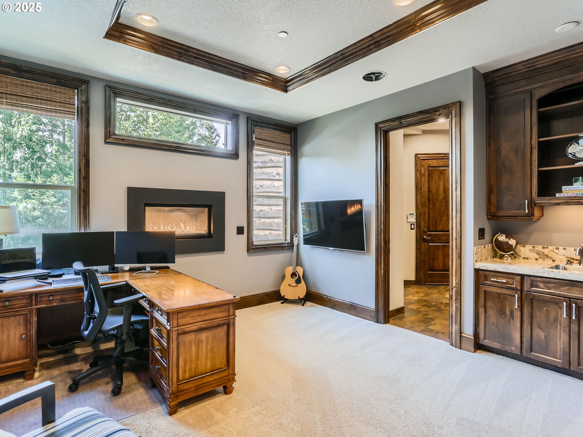 3140 Southwest Childs Road Lake Oswego, OR 97034 - Photo 29 of 48 Den/Office