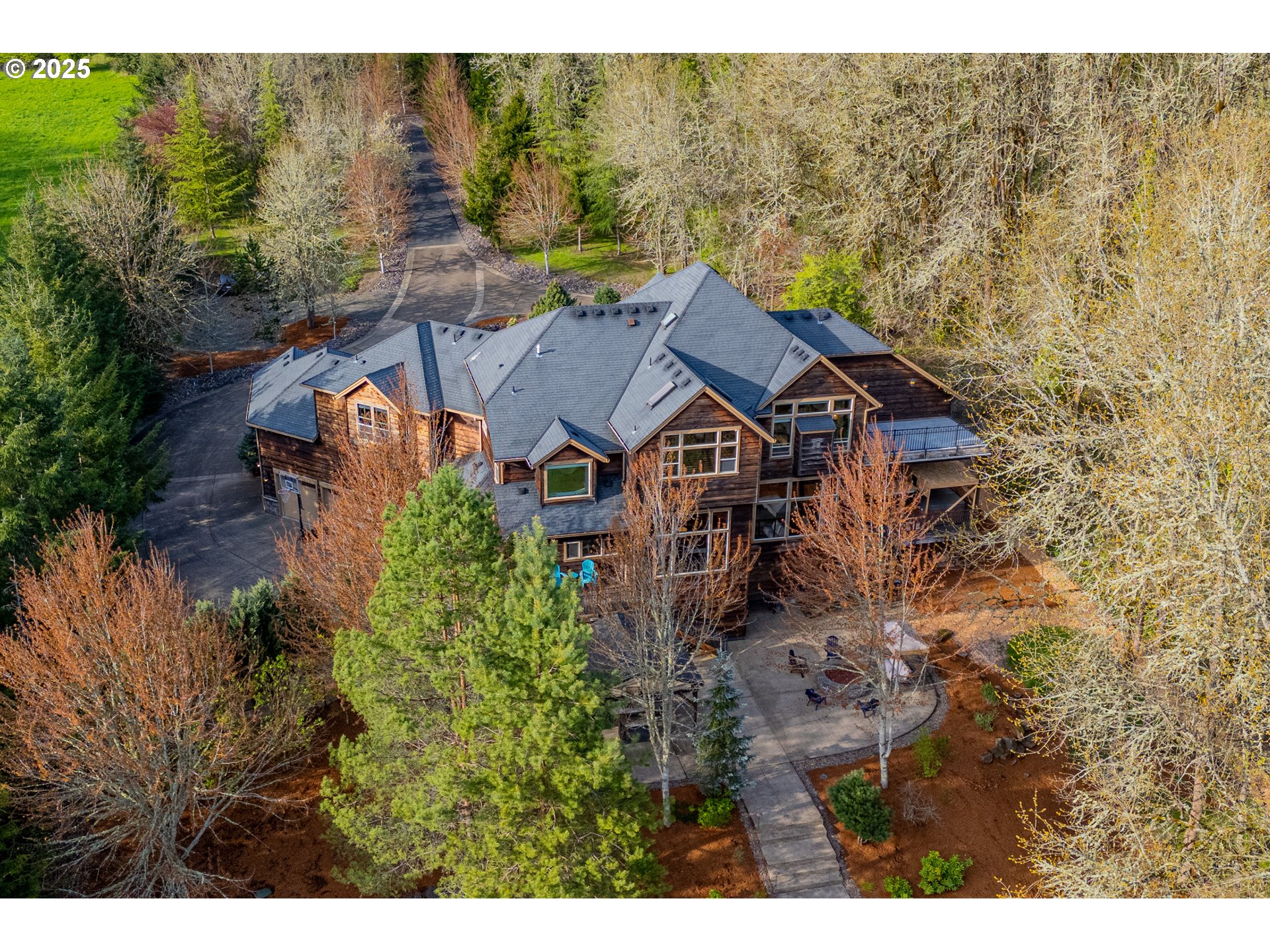 3140 Southwest Childs Road Lake Oswego, OR 97034 - Photo 6 of 48 Gallery Image 6