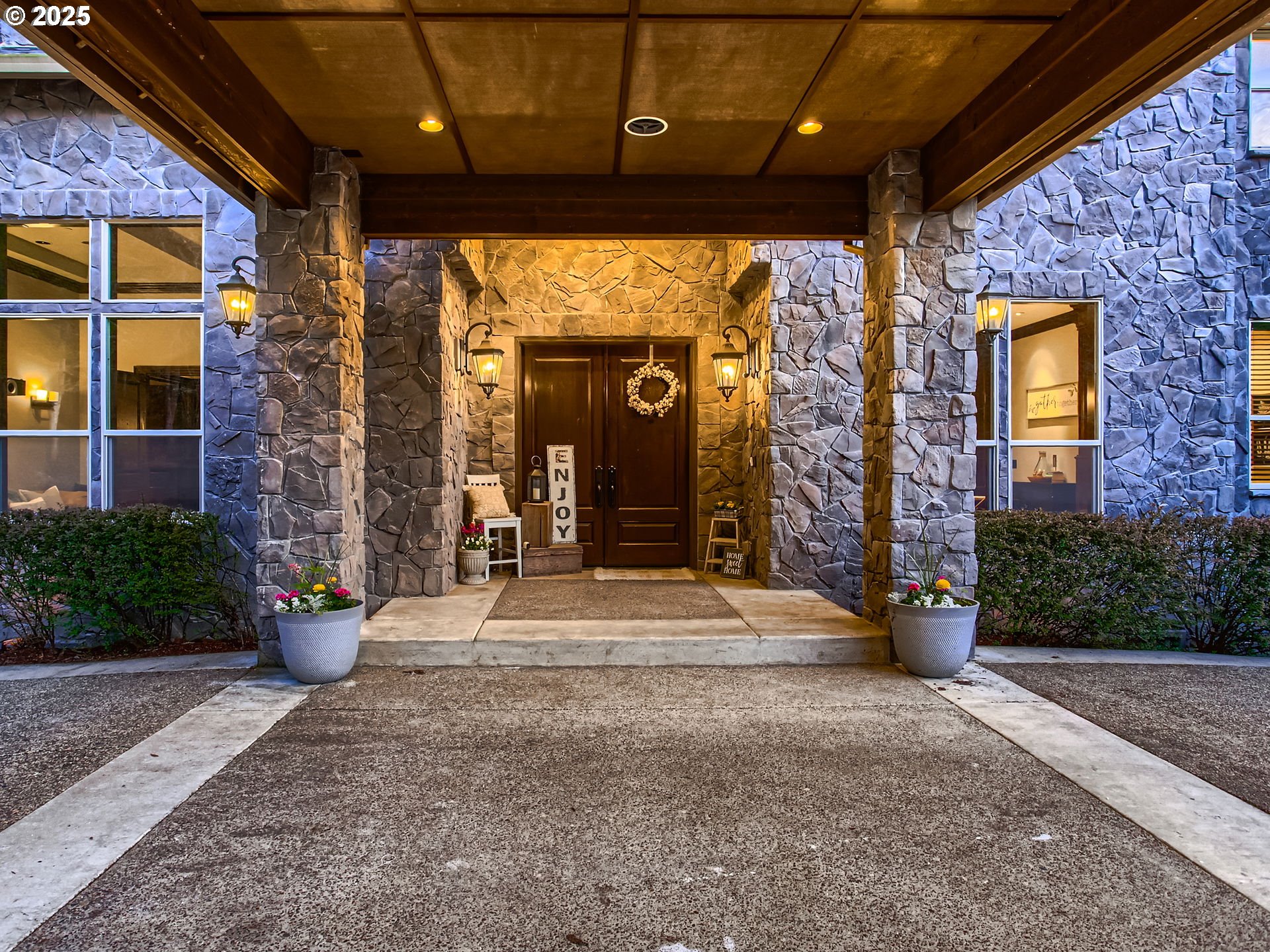 3140 Southwest Childs Road Lake Oswego, OR 97034 - Photo 10 of 48 Gallery Image 10