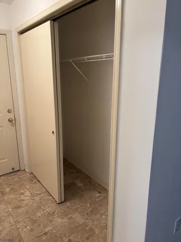 $2,595 | 1435 King Court, Green Brook, NJ 08812