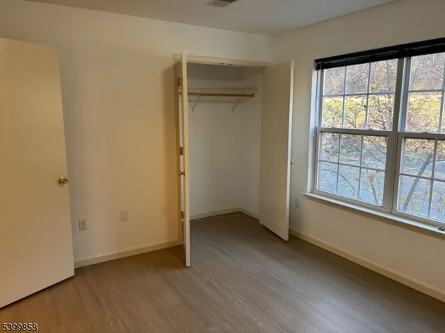 $2,595 | 1435 King Court, Green Brook, NJ 08812