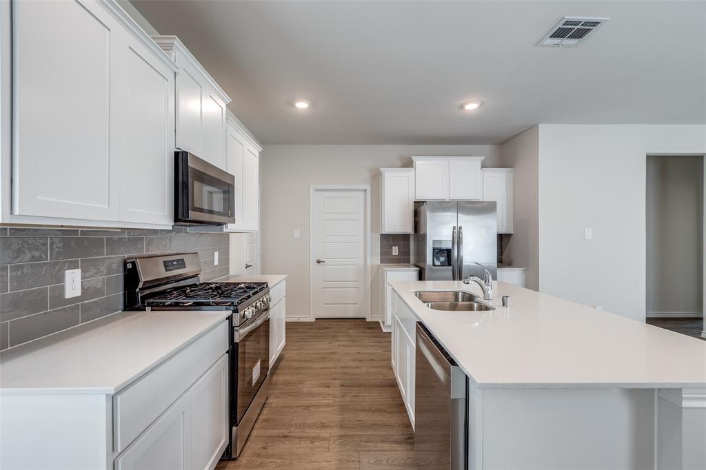 1316 Rusted Rail Drive Princeton, TX 75407 - Photo 17 of 40