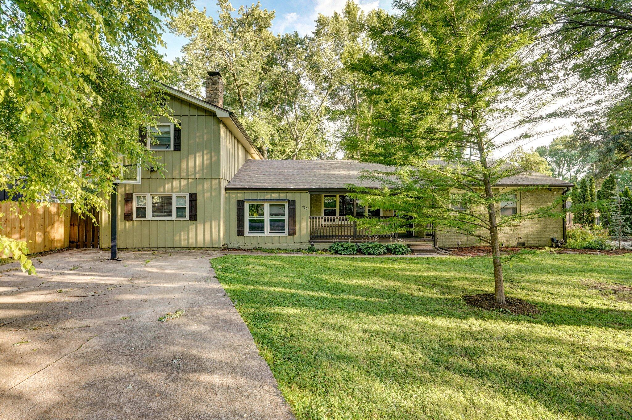 412 East Wayland Street Springfield, MO 65807 - Photo 1 of 1 412 E Wayland St-4