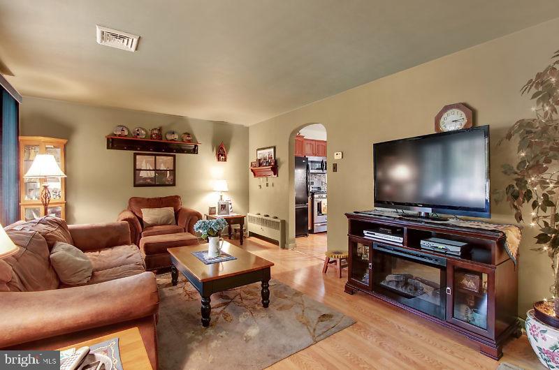 1110 Witmer Road York, PA 17406 - Photo 3 of 26 Gallery Image 3