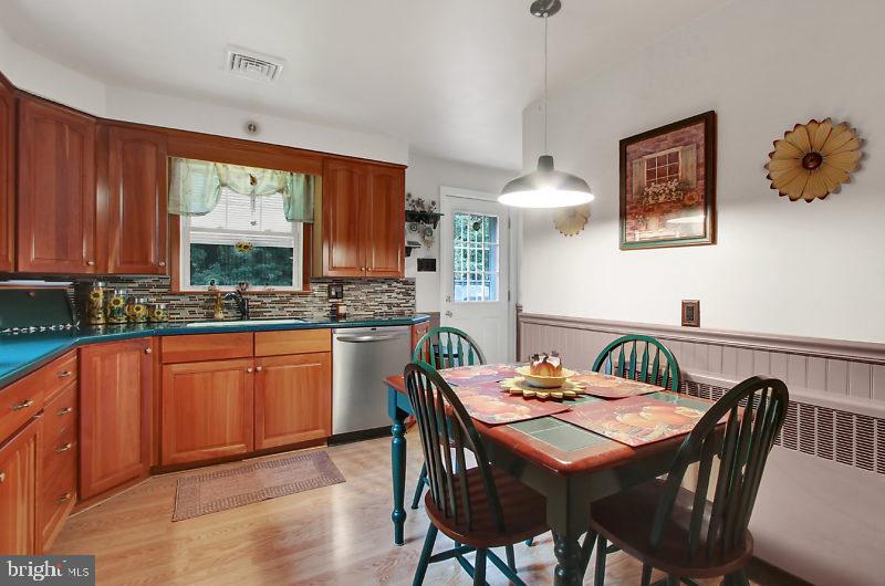 1110 Witmer Road York, PA 17406 - Photo 7 of 26 Gallery Image 7