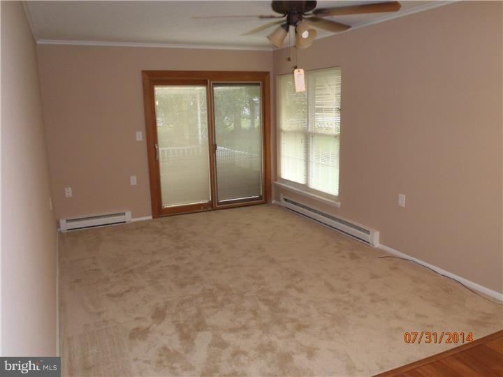 42 Stratford Road Southampton, NJ 08088 - Photo 7 of 14 Gallery Image 7