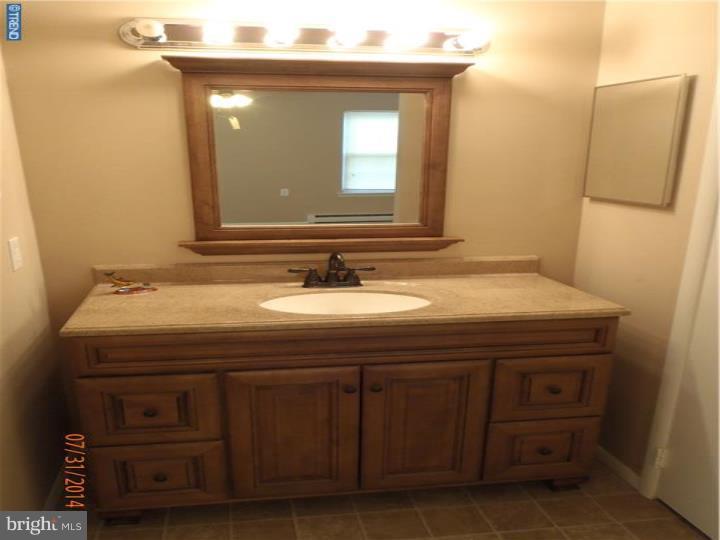 42 Stratford Road Southampton, NJ 08088 - Photo 10 of 14 Gallery Image 10