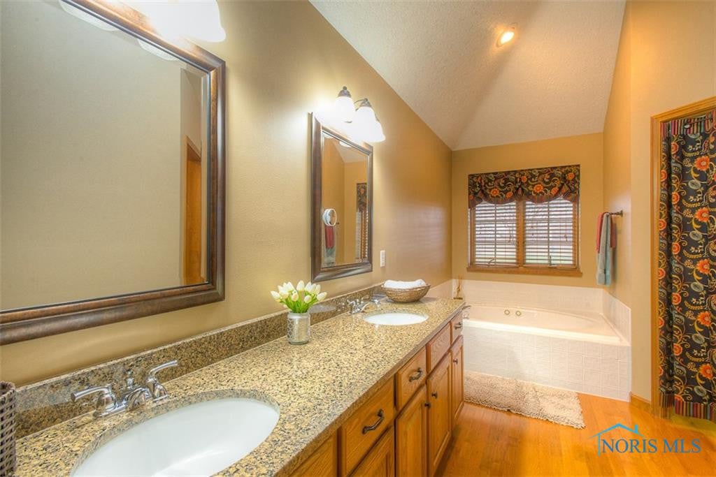 8430 Farnsworth Road Waterville, OH 43566 - Photo 12 of 30 Gallery Image 12