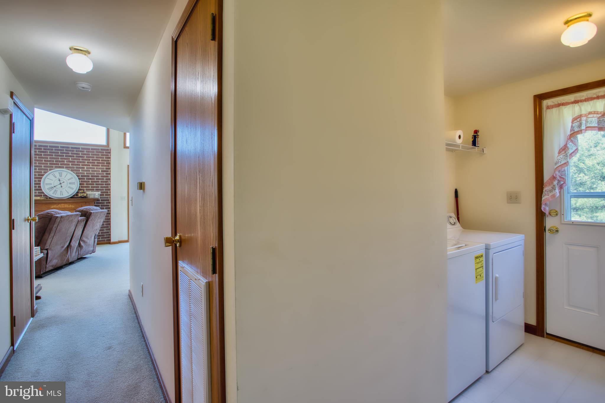 1129 Hemlock Road Grantsville, MD 21536 - Photo 12 of 72 Hallway