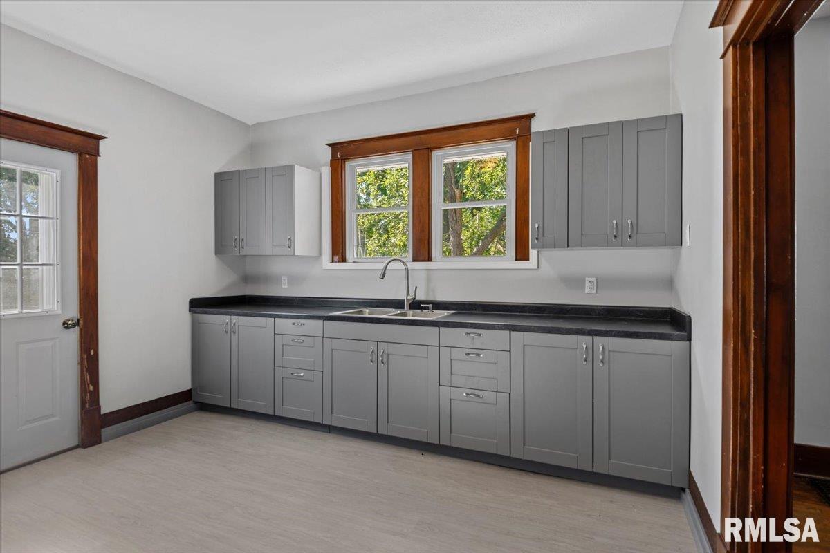 1824 North 9th Street Springfield, IL 62702 - Photo 13 of 29 Gallery Image 13