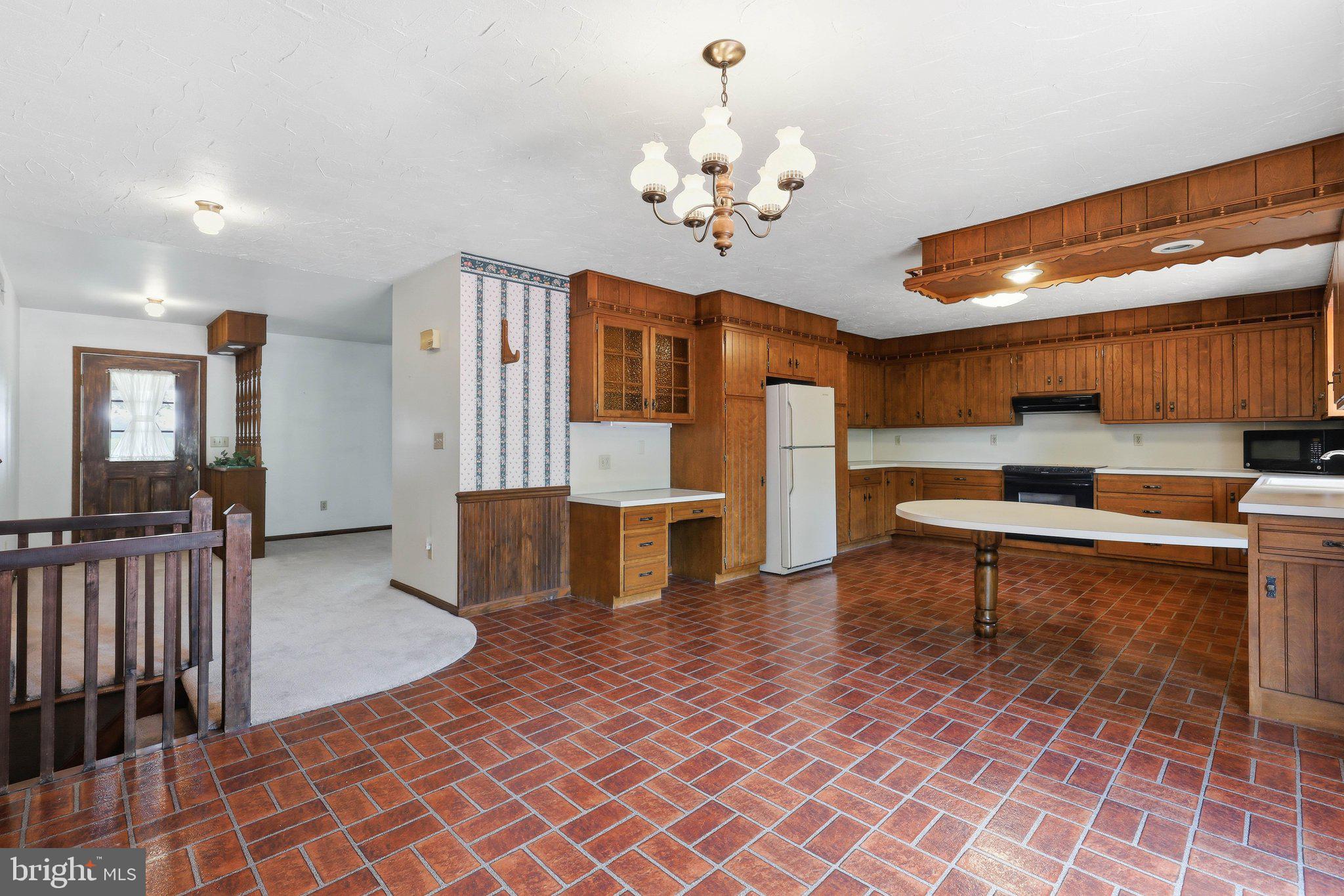 123 Deck Road Womelsdorf, PA 19567 - Photo 13 of 51