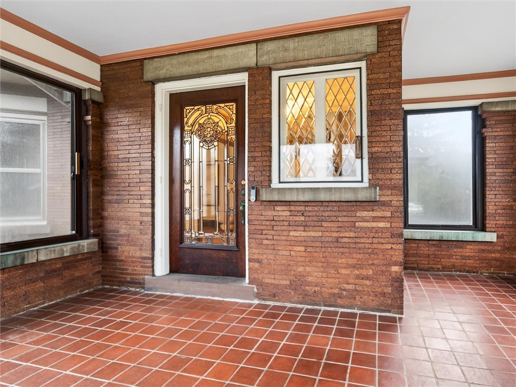 399 Westminster Road Rochester, NY 14607 - Photo 4 of 44