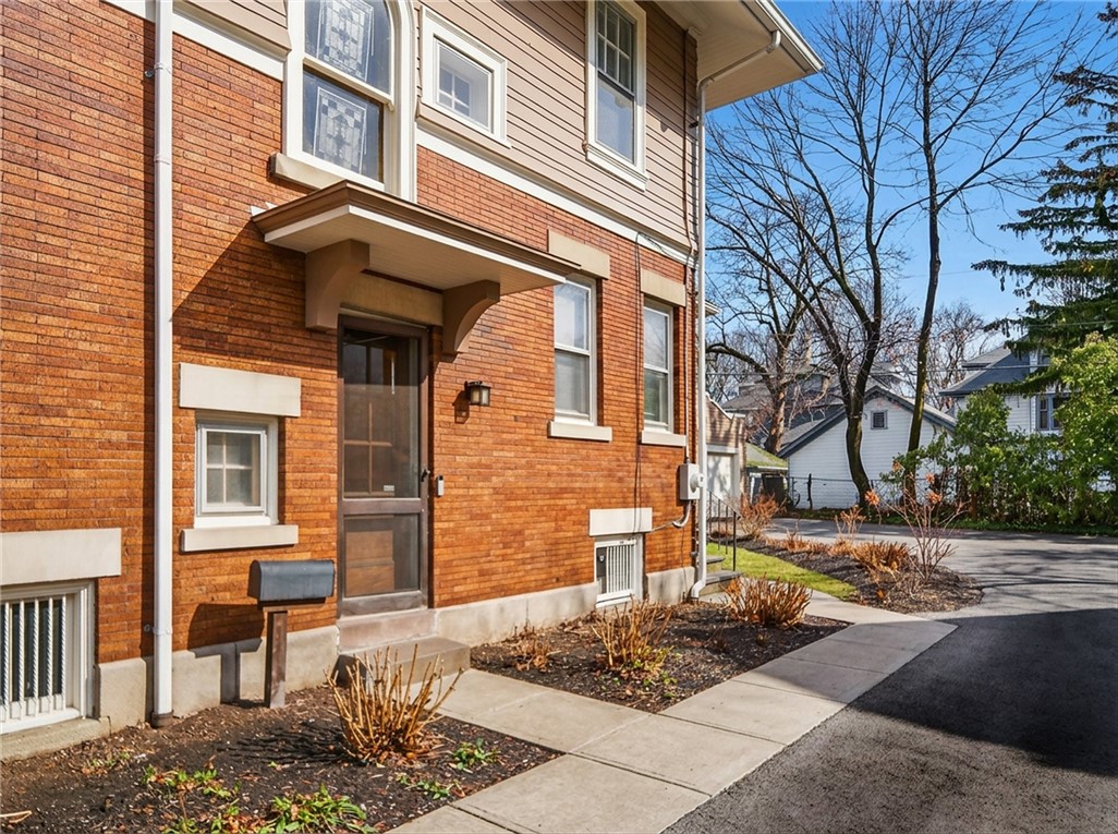 399 Westminster Road Rochester, NY 14607 - Photo 41 of 44