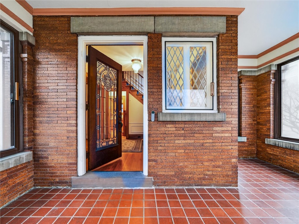 399 Westminster Road Rochester, NY 14607 - Photo 5 of 44