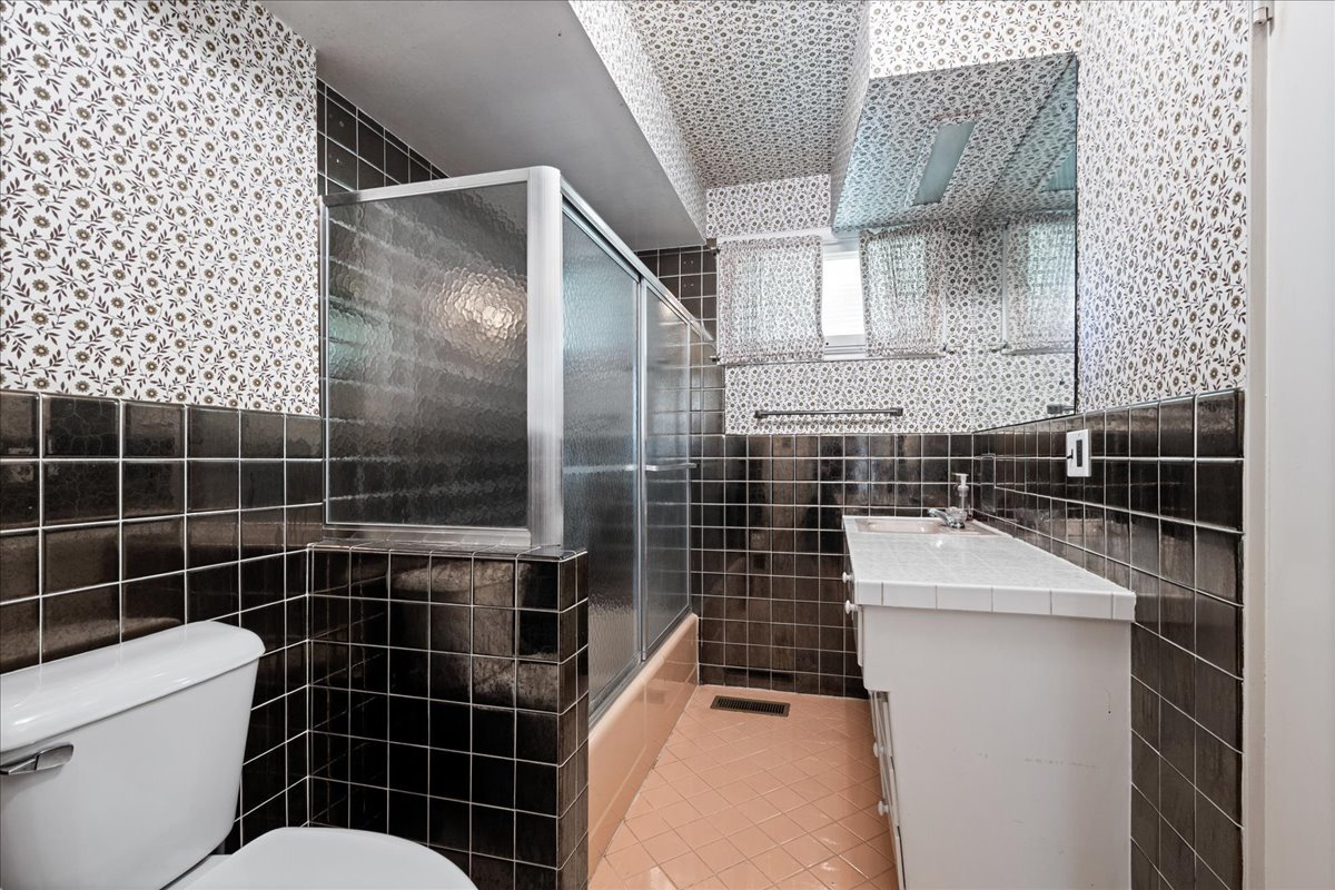 100 Green Bay Road Highland Park, IL 60035 - Photo 14 of 21 Gallery Image 14