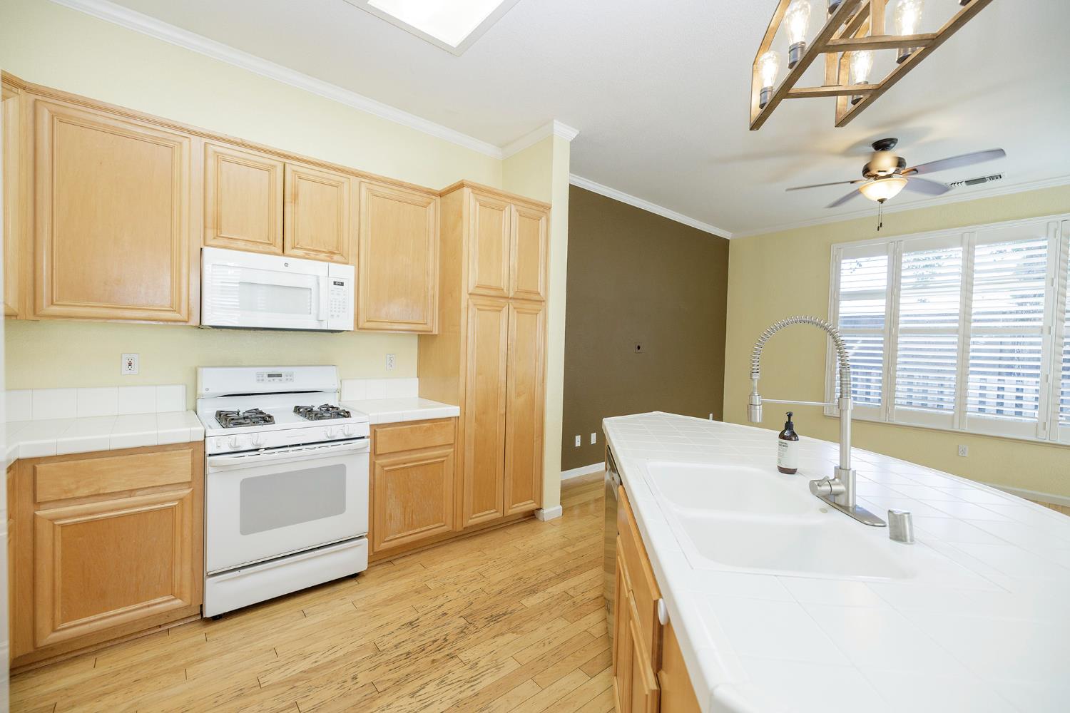 1909 Destiny Way Modesto, CA 95356 - Photo 17 of 52