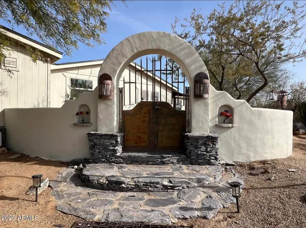 $4,900 | 5824 East Montgomery Road, Cave Creek, AZ 85331