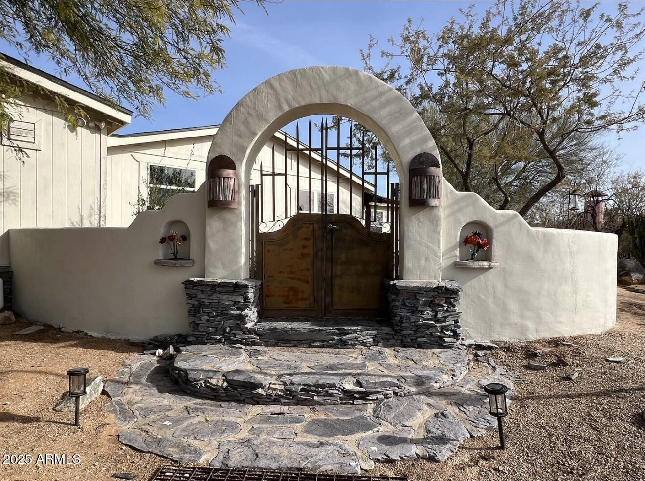 5824 East Montgomery Road Cave Creek, AZ 85331 - Photo 2 of 51 IMG_4083