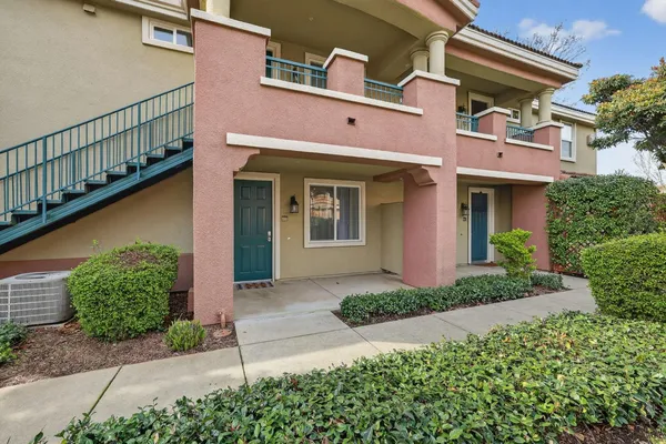 $429,000 | 1501 Secret Ravine Parkway, Unit 1916, Roseville, CA 95661