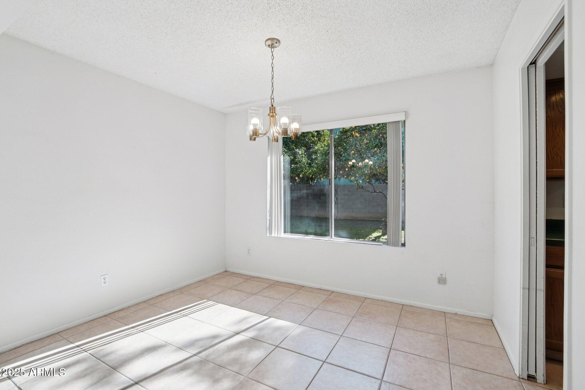 4323 West Bloomfield Road Glendale, AZ 85304 - Photo 7 of 26 Dining Room