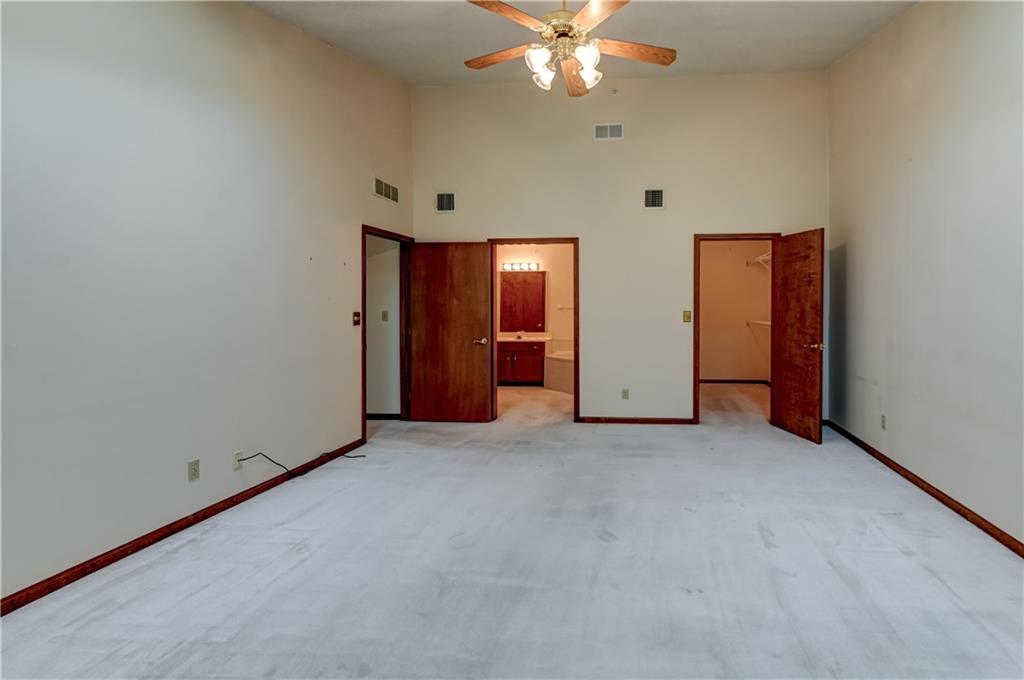 17800 Bolger Road, Unit 303 Independence, MO 64055 - Photo 36 of 49