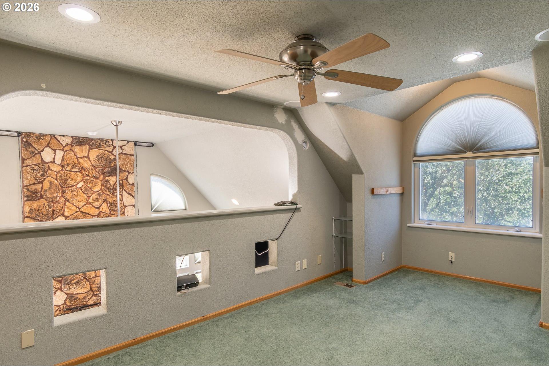 1265 Evergreen Ridge Road Riddle, OR 97469 - Photo 24 of 47 Gallery Image 24