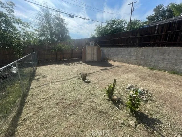 $700 | 521 Walnut Avenue, Bakersfield, CA 93305