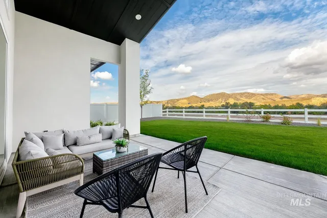 $1,299,900 | 9276 West Sooty Grouse Court, Boise, ID 83714