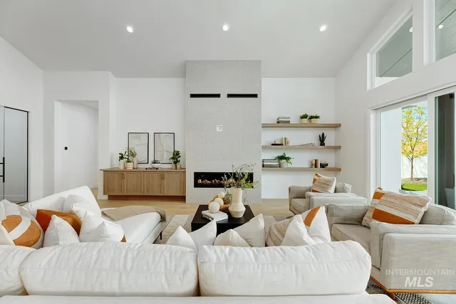 $1,299,900 | 9276 West Sooty Grouse Court, Boise, ID 83714